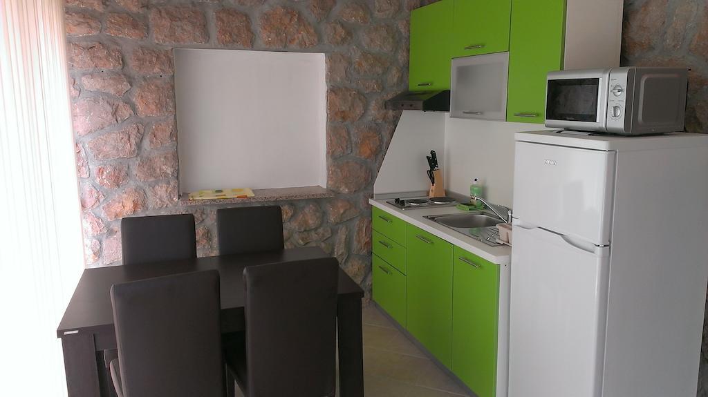 Apartments Hana Starigrad Paklenica Quarto foto